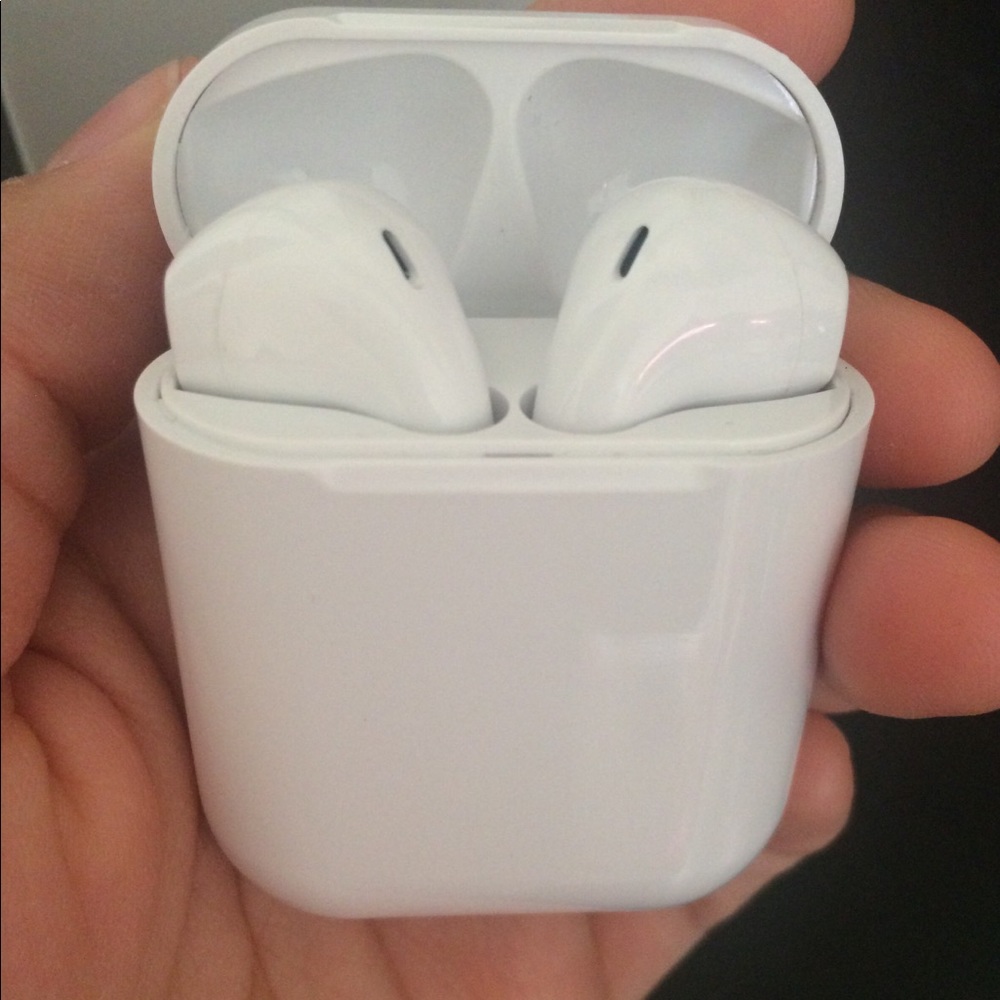 2 Bluetooth Headphones